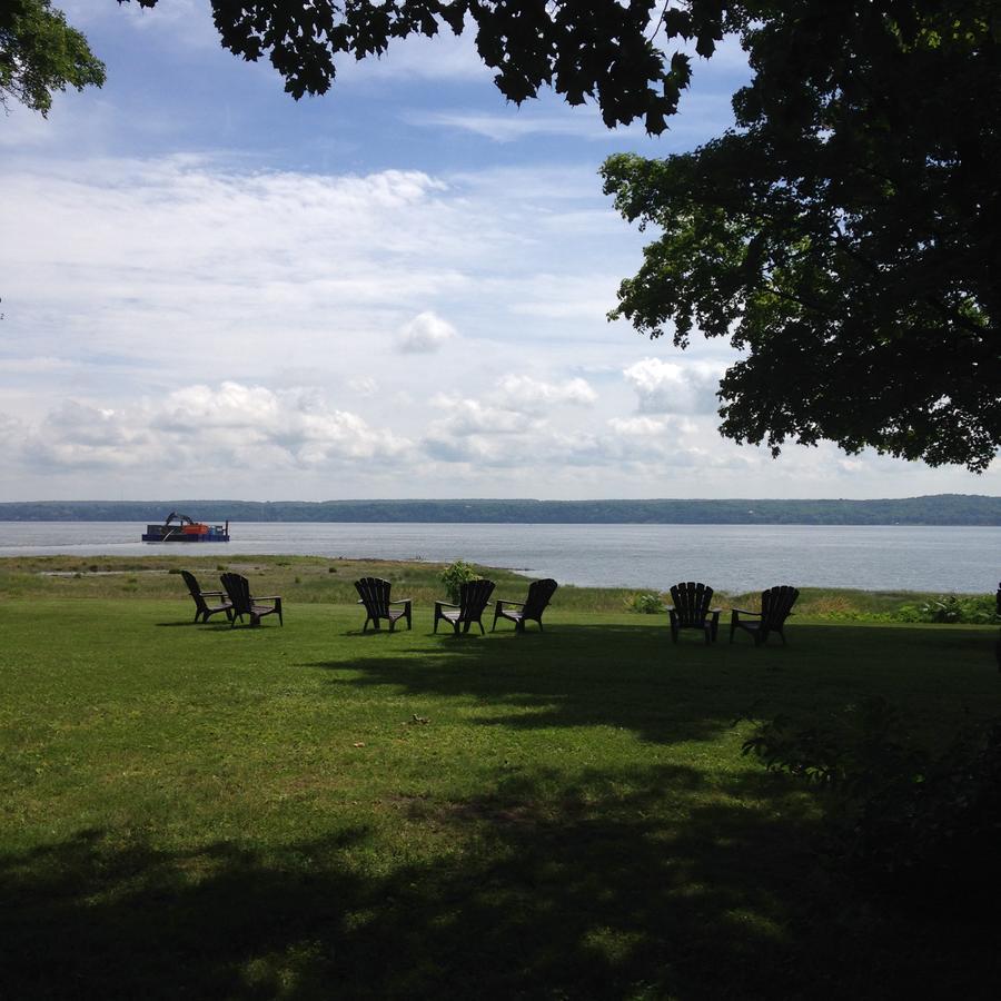 Auberge Les Blancs Moutons Saint-Laurent-de-l'ile d'Orleans Экстерьер фото