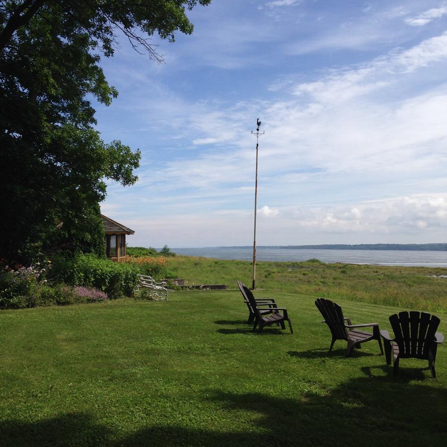 Auberge Les Blancs Moutons Saint-Laurent-de-l'ile d'Orleans Экстерьер фото